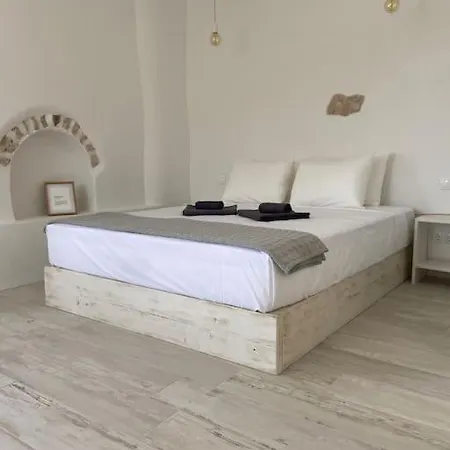 Tcupstudios - Asteria Kythira Town